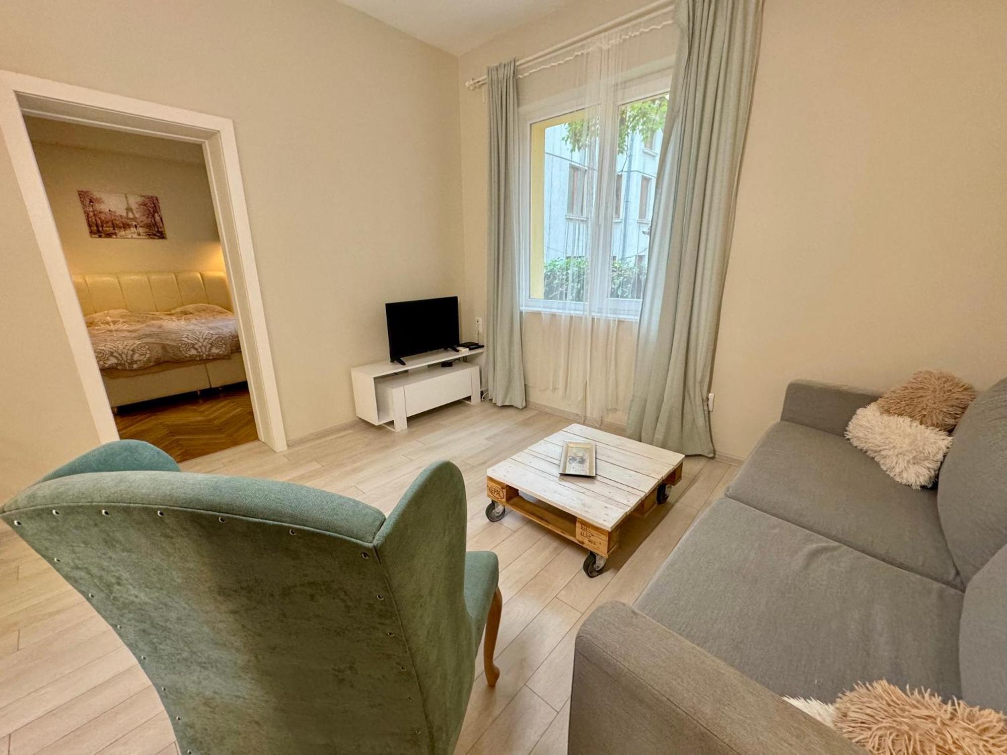 Sofia Center - Visionz Apartment ภายนอก รูปภาพ